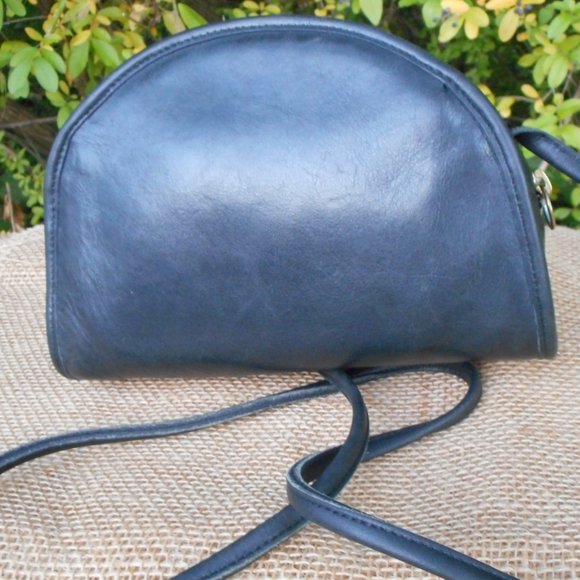 SOLD**Vintage Coach Kimball Bag,9911 in Black - Picture 2 of 8